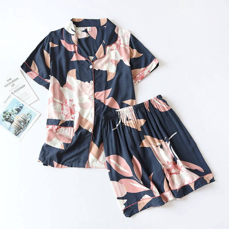 Elegant 100% Viscose Long-sleeved Ladies Pyjamas Set