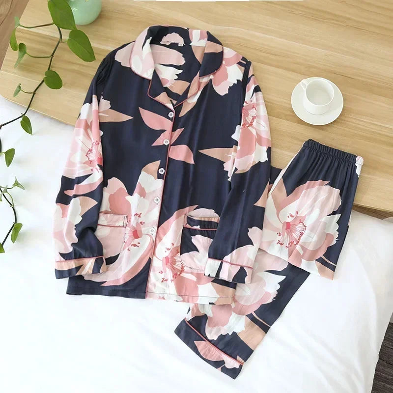 Elegant 100% Viscose Long-sleeved Ladies Pyjamas Set