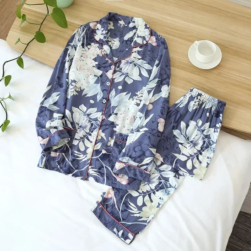 Elegant 100% Viscose Long-sleeved Ladies Pyjamas Set