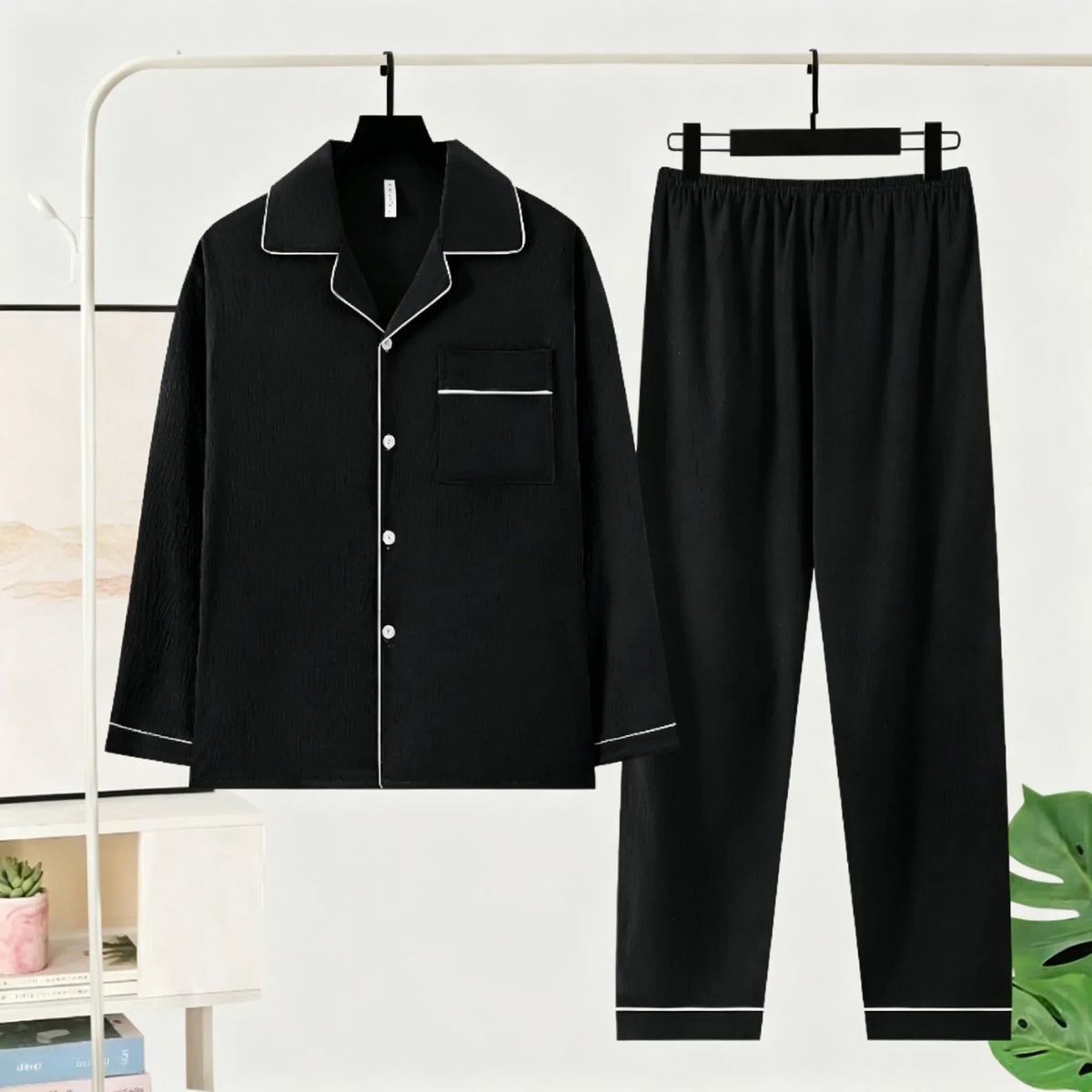 Luxury Men‘s Long Sleeved Soft Pyjama Set