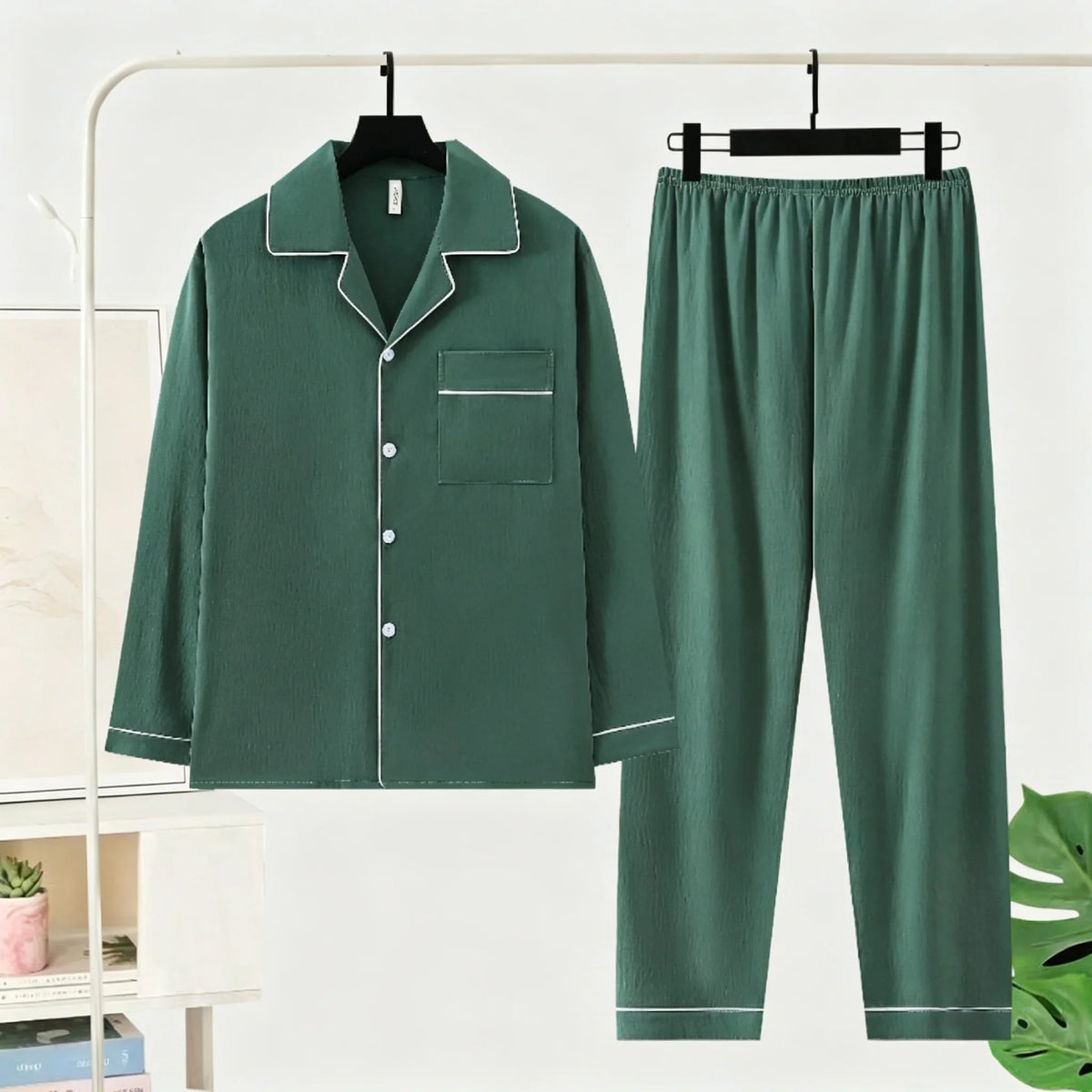 Luxury Men‘s Long Sleeved Soft Pyjama Set